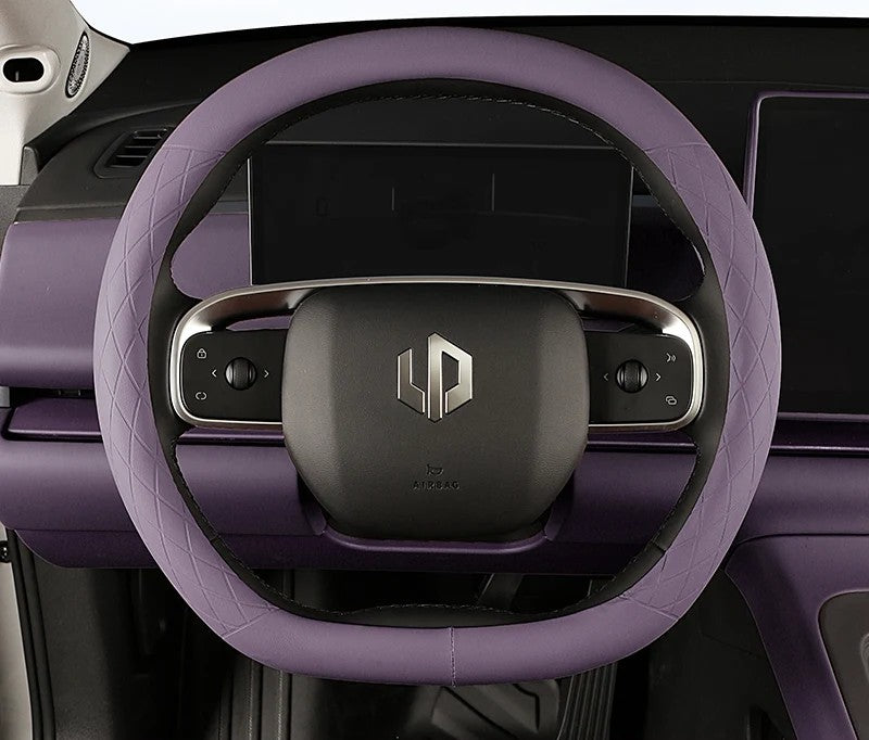 Leapmotor C10 Leather Steering Wheel Cover